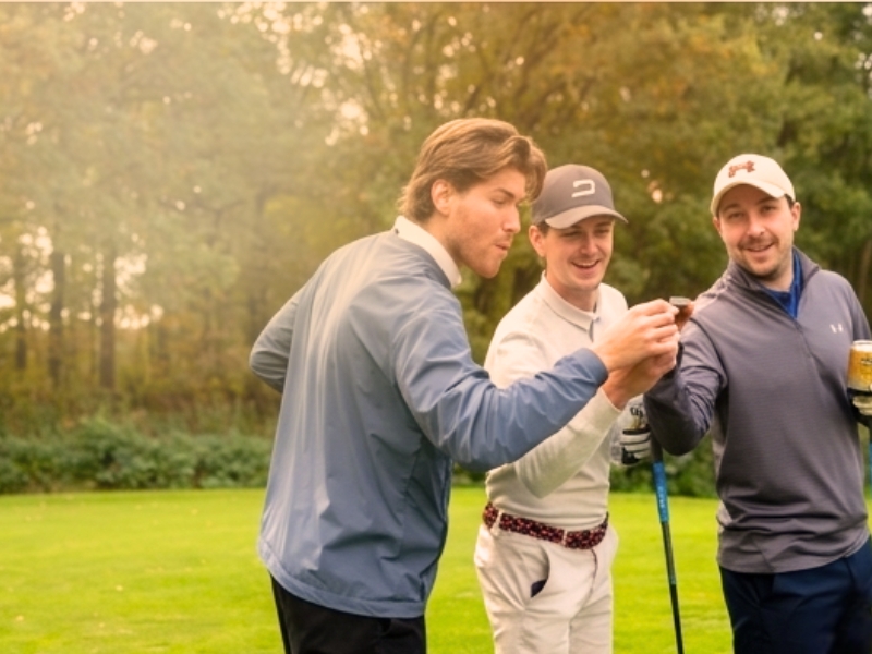 Hapjes en drankjes op de baan
